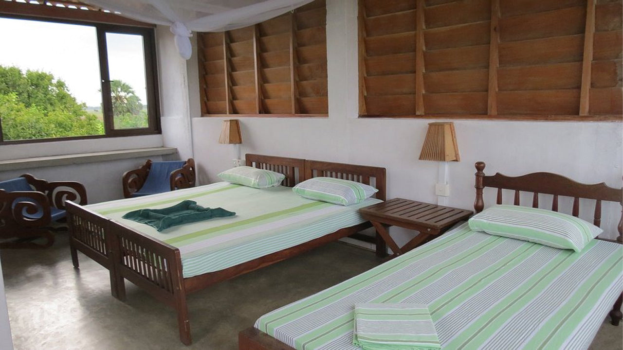 Kudakaliya Surf Bungalow