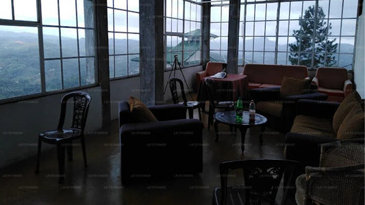 Pine Crest Resort, Kandy