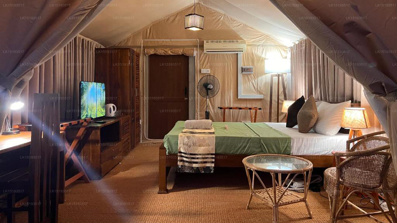 AT ONE - with Nature Glamping Resort, Rekawa