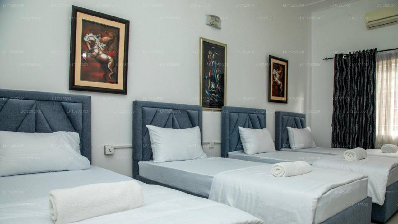 Funk Bunks - By The Lake, Kandy