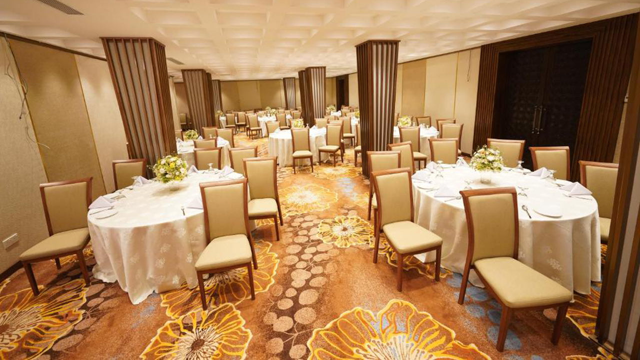 Hotel Grand Amanee, Rathnapura