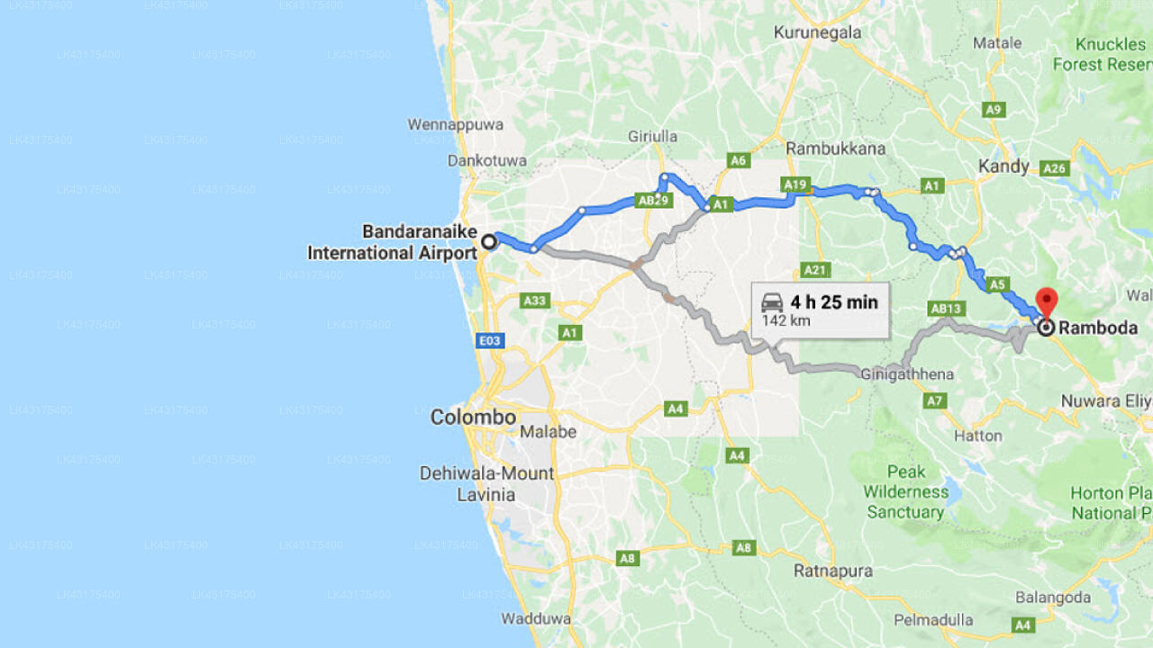 コロンボ空港 (CMB) とランボーダのオークレイ ティー ブッシュ間の送迎