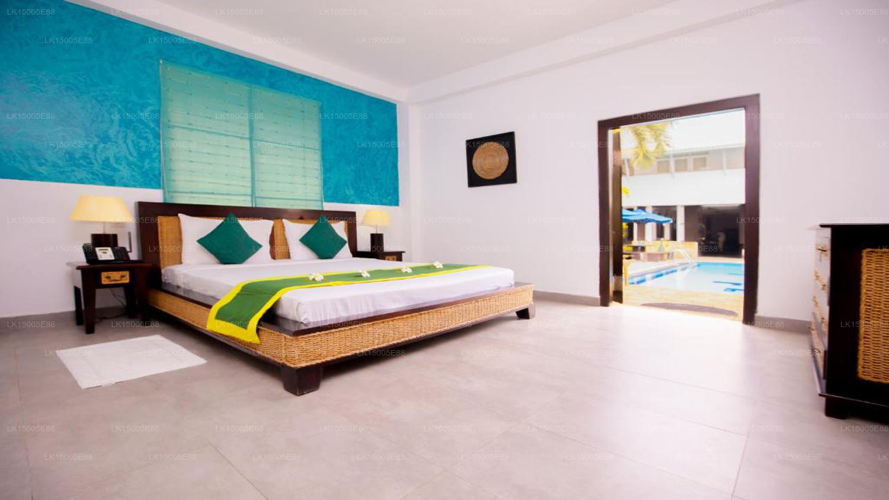 St. Lachlan Hotel &amp; Suites, Negombo