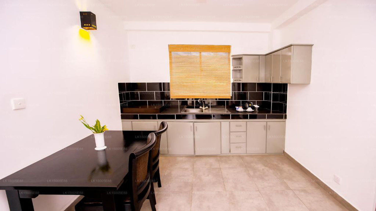 St. Lachlan Hotel &amp; Suites, Negombo