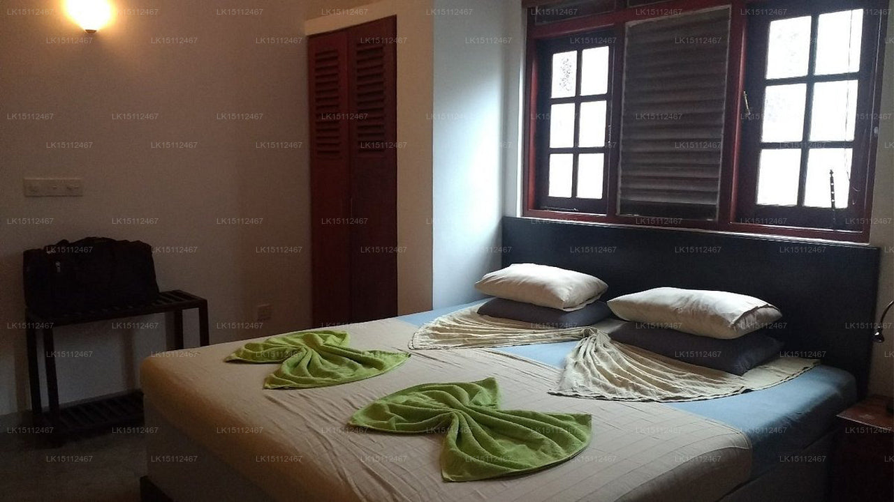 Refurbished Colonial house, Galle