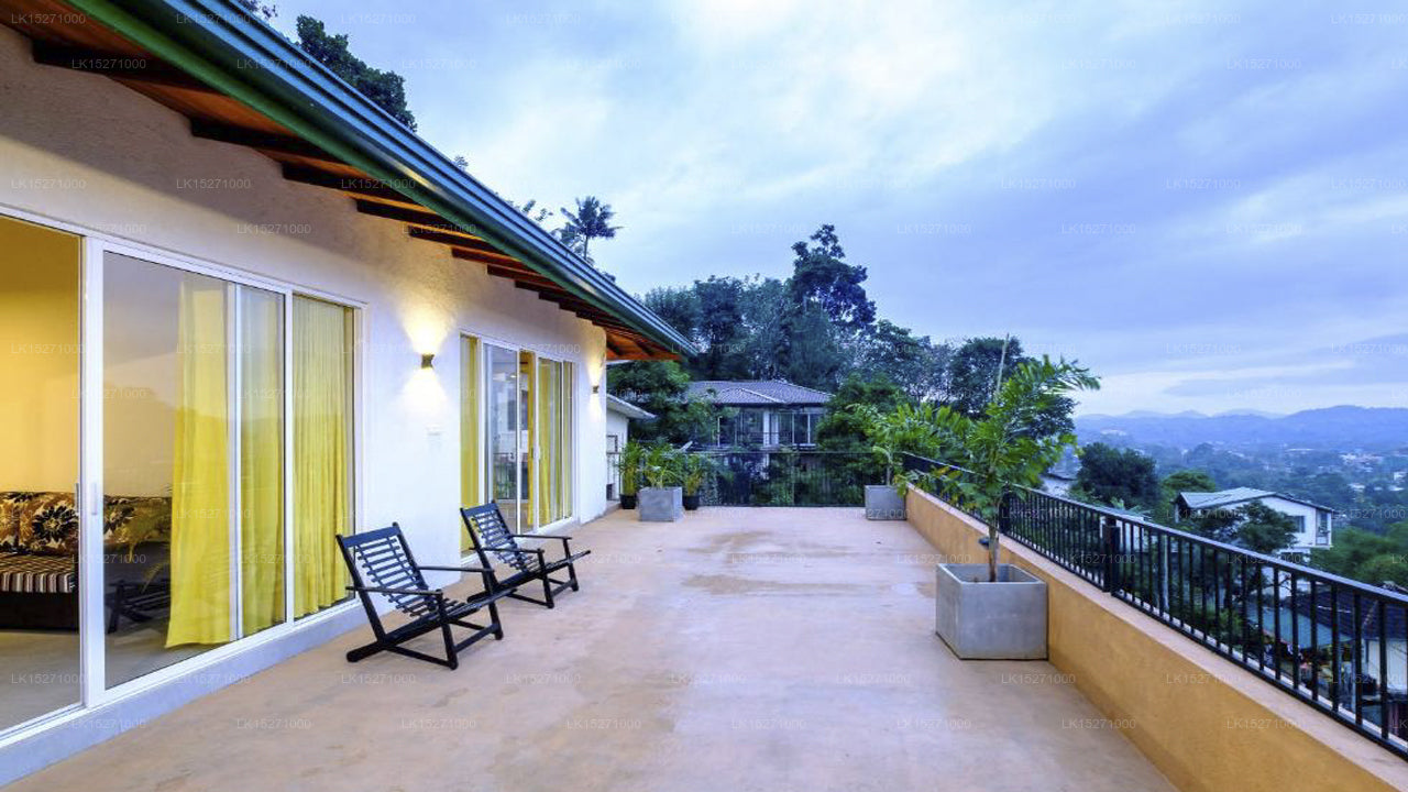 Feel Home, Kandy