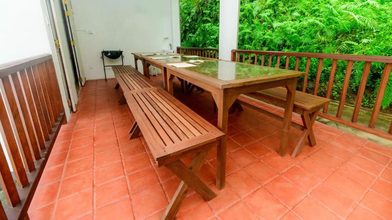 Hill House Villa, Gallle