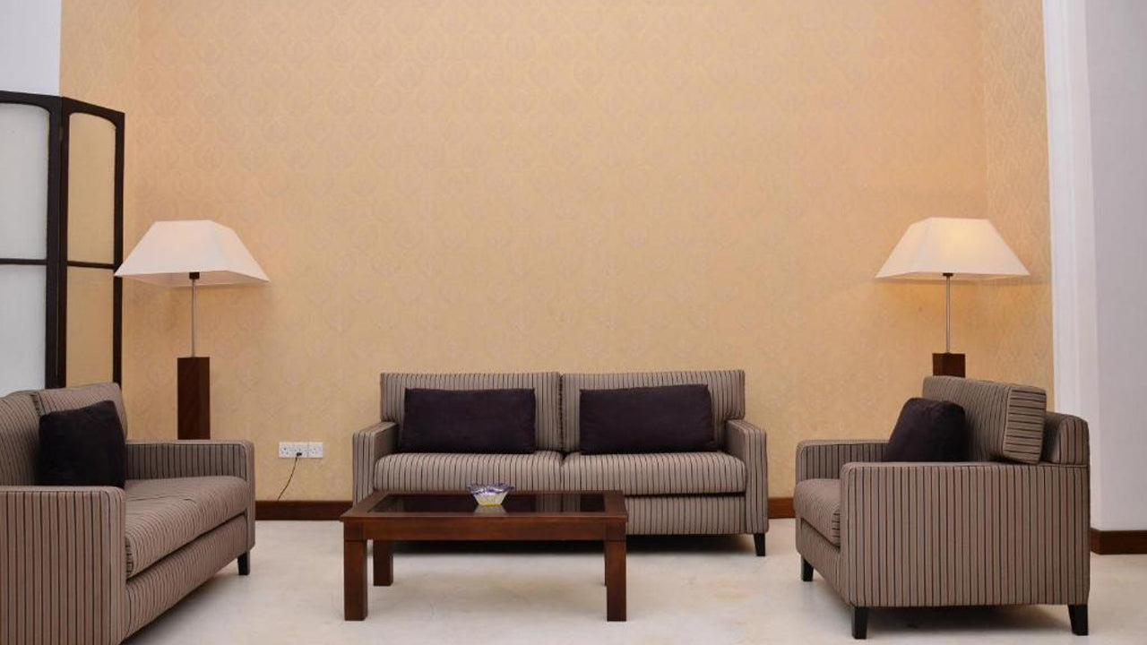 56 by Deco, Galle