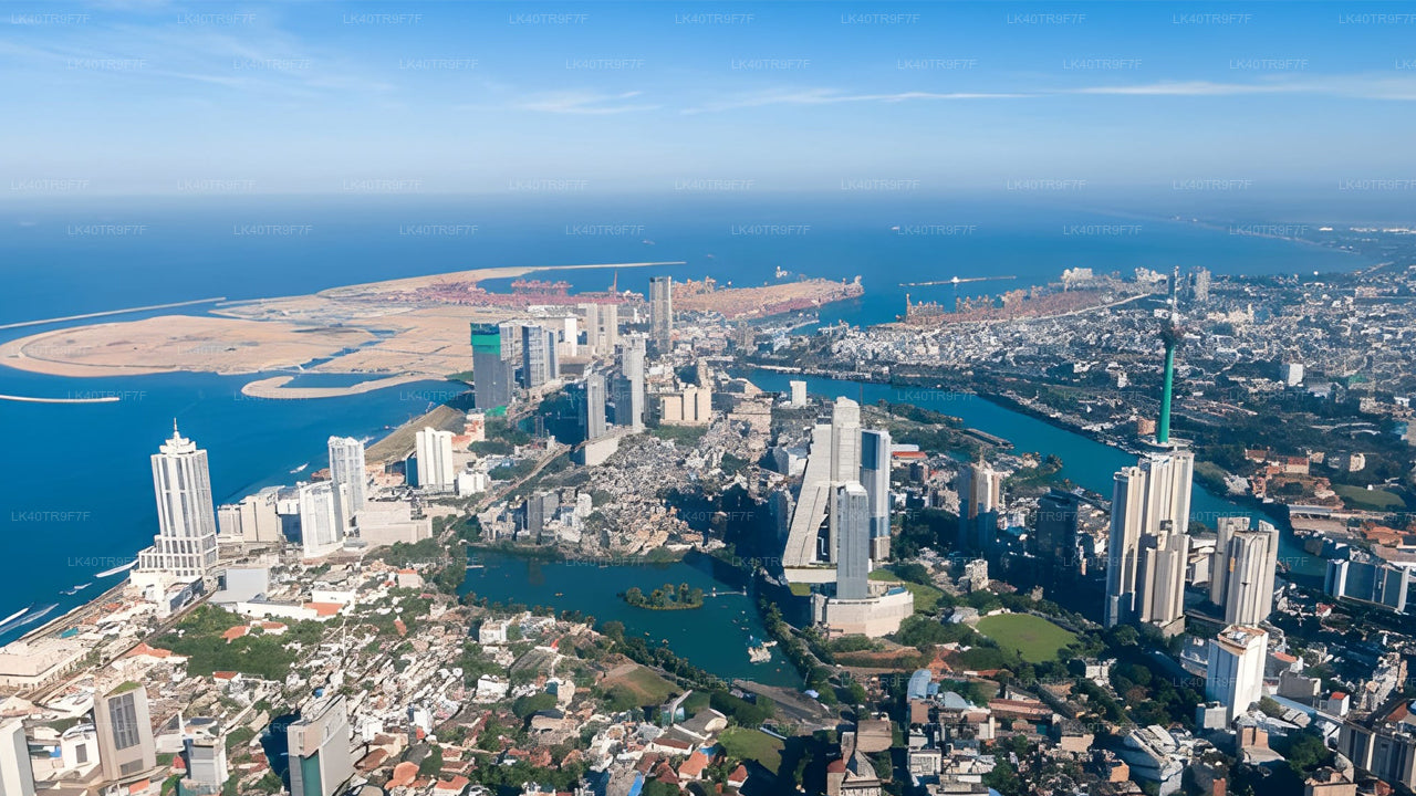 කොළඹ සිට සීගිරිය දක්වා පෞද්ගලික මාරුව සමග දර්ශන නැරඹීමේ නැවතුම් පහසුකම් සහිතව