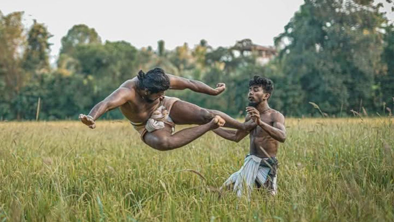 Angamporashow met Rana Bera uit Habarana