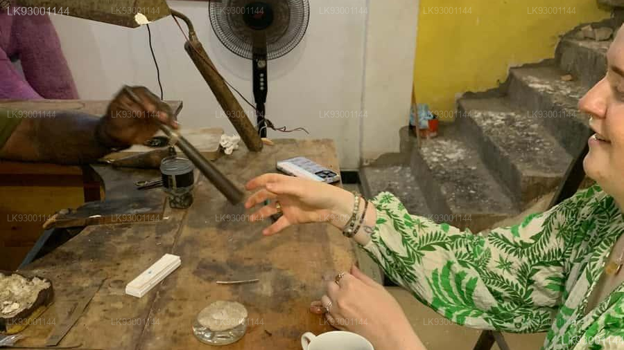 Custom Coconut Shell Jewellery Making Experience from Sigiriya