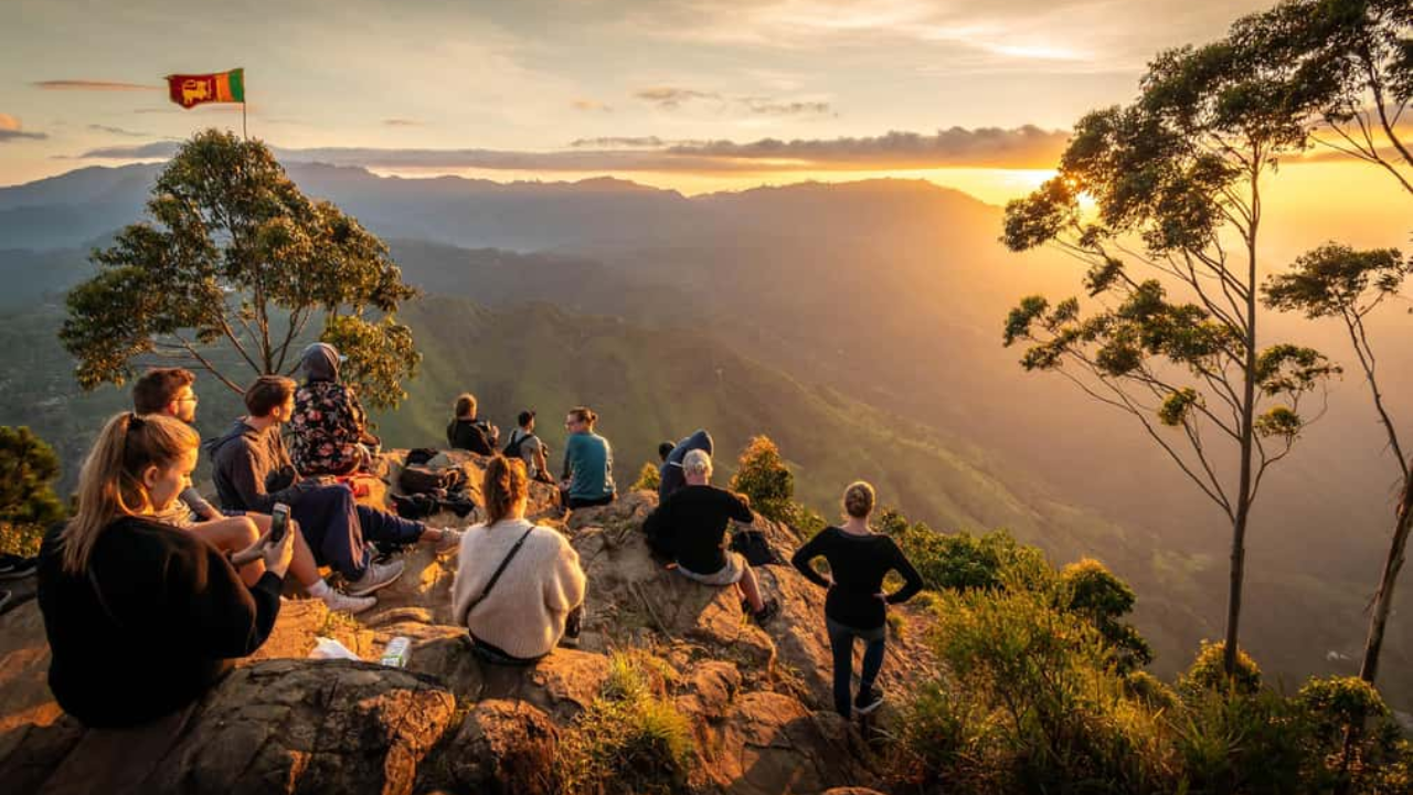 Pallawela Waterfall and Kurullangala Rock Hike from Ella