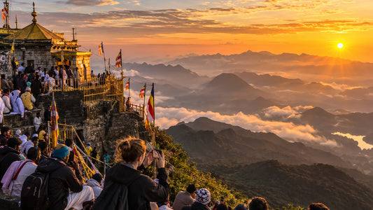 2-Day Adam’s Peak Hiking Adventure via King’s Way from Colombo