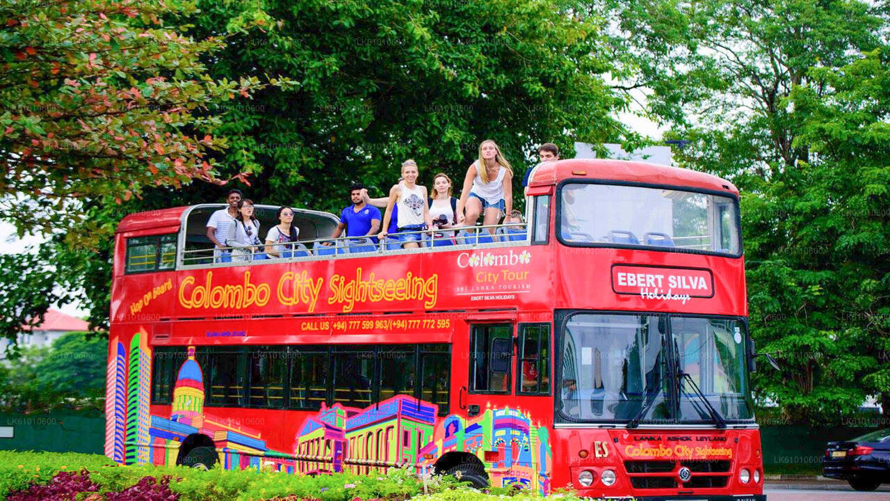 Colombo City Tour by Open Deck Bus