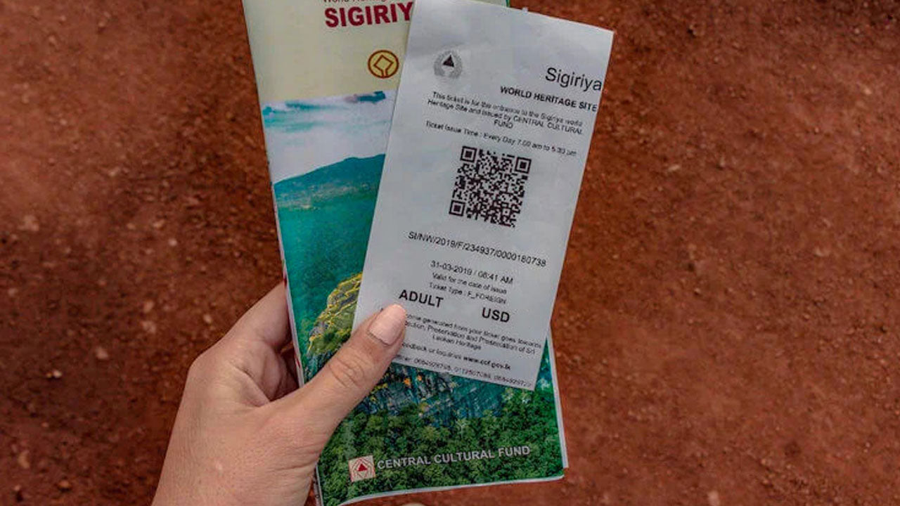 Sigiriya Entrance Ticket with Local Guide