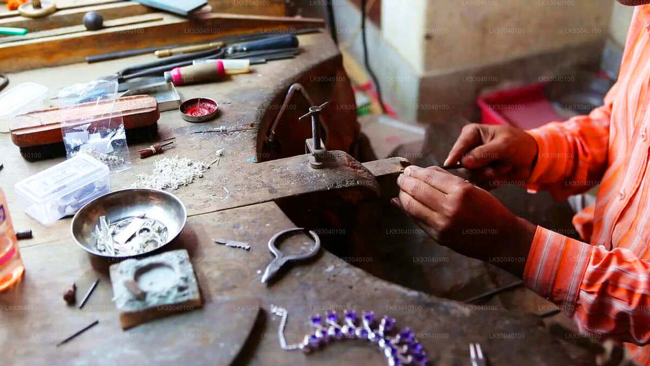 Gems and Jewellery Workshop from Galle